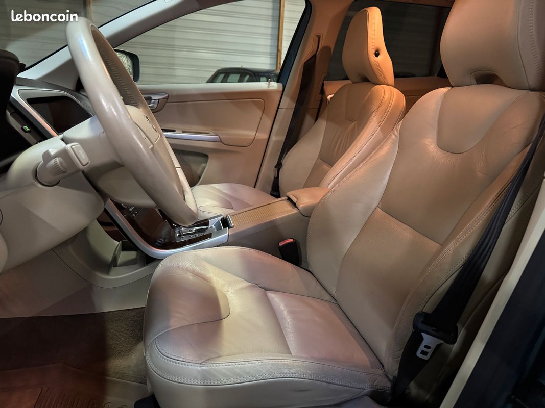 Volvo XC60 T6 AWD 286 cv SUMMUM (image 5)