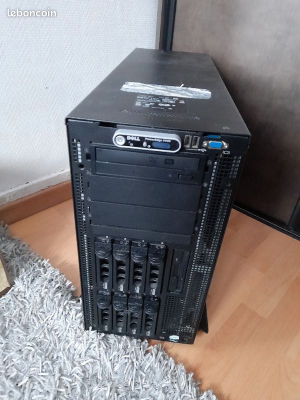 Dell PowerEdge 2900 Server Replacement Spare Hard Drives & Trays (image 1)
