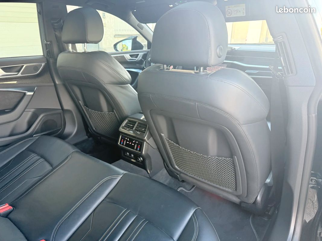 AUDI A7 Sportback 55 TFSIe 367ch Stronic BVA7 Quattro Competition / VOLANT CARBON LED & PACK CARBON / CIEL ETOILÉ (image 26)
