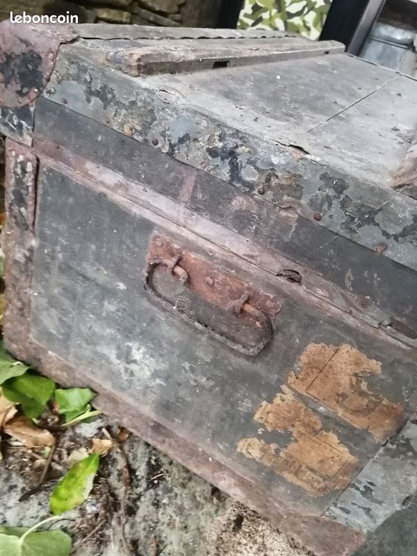 Petite malle ancienne bois et fer (image 4)