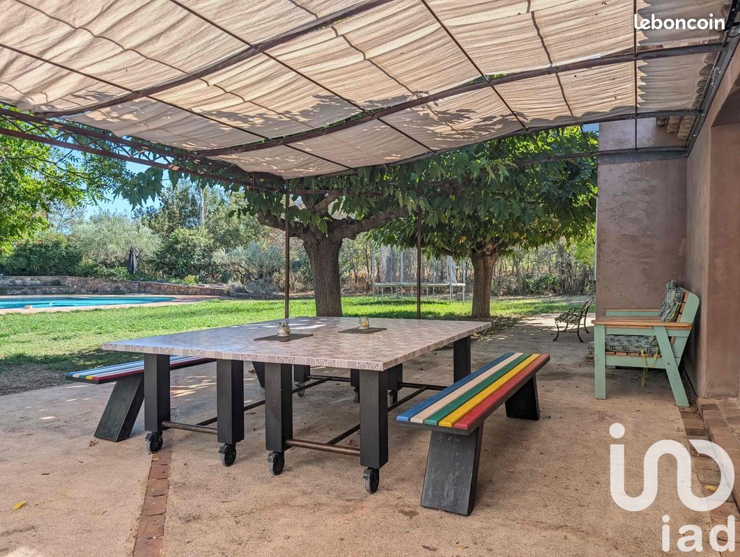 Maison 7 pièces 200 m² · à Cuers · 200 m² · 645 000 €