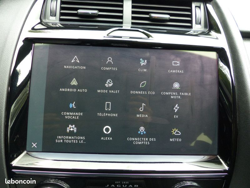 Jaguar E-PACE P300E PHEV R-DYNAMIC HSE BVA AWD (image 22)