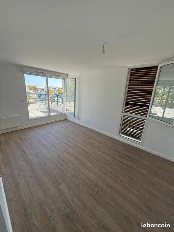 Appartement 1 pièce 28 m² · à Mitry-Mory · 28 m² · 690 €/mois