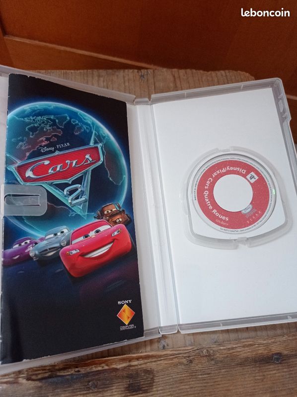 PlayStation portable avec 9 jeux (image 4)