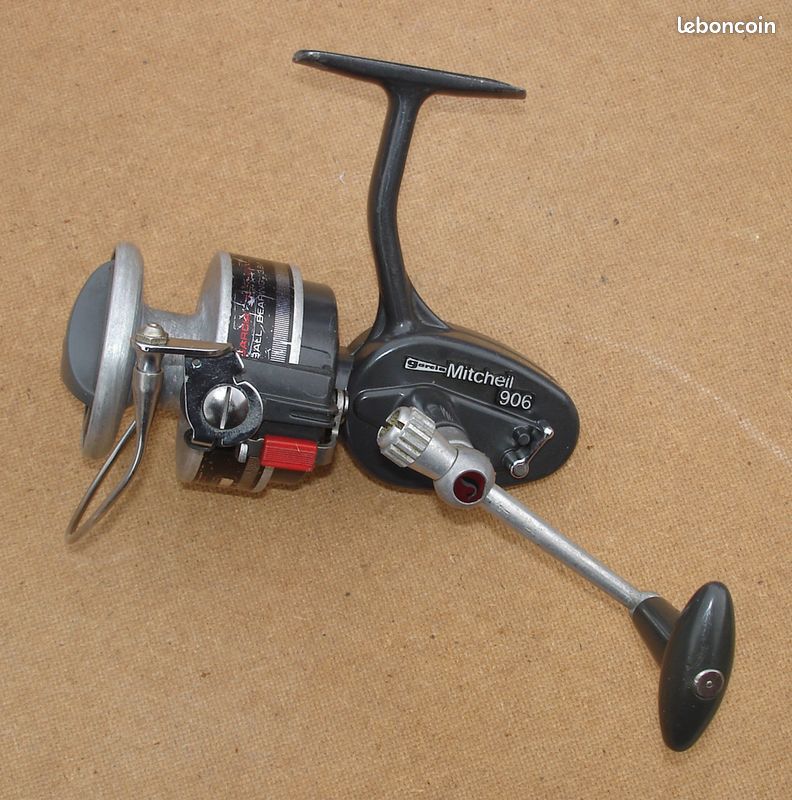 Moulinet De Pêche MITCHELL 910 En Bronze - Ancien Modèle - Bon État De Fonctionnement