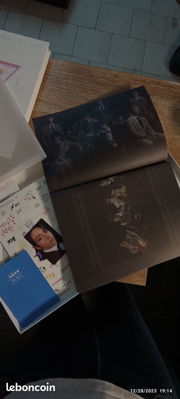 Album BTS (image 1)