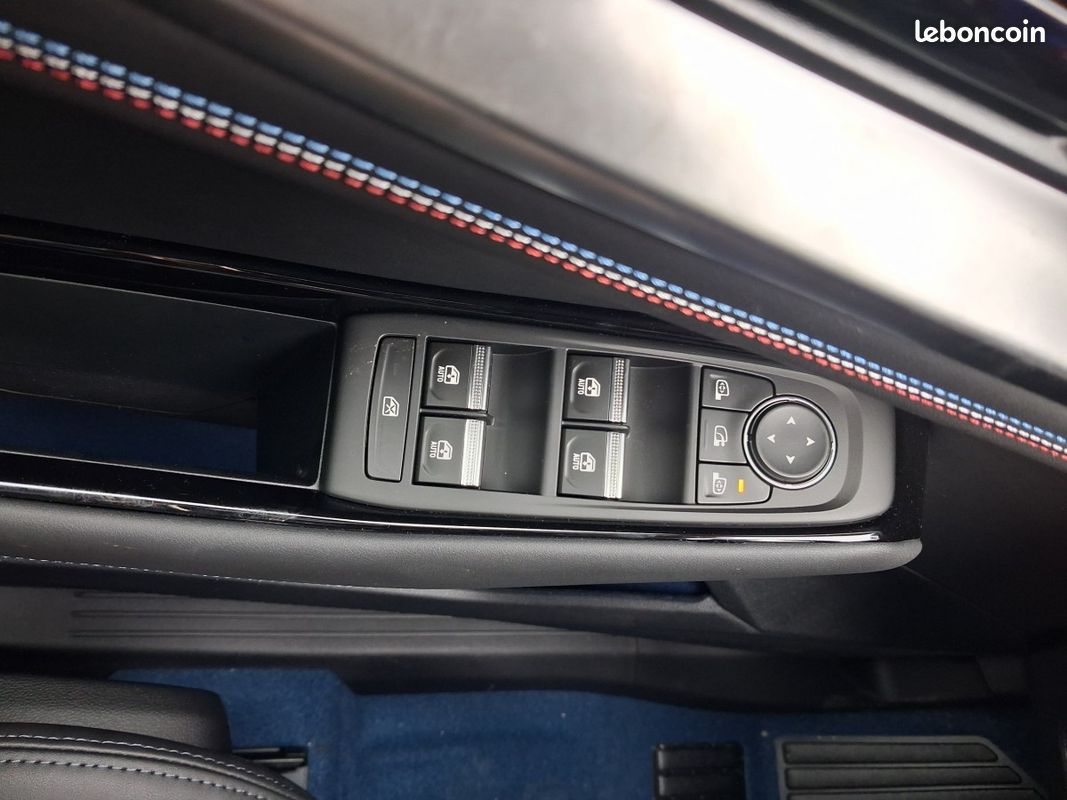 Renault Rafale esprit Alpine full hybrid E-Tech 200 -25 (image 17)