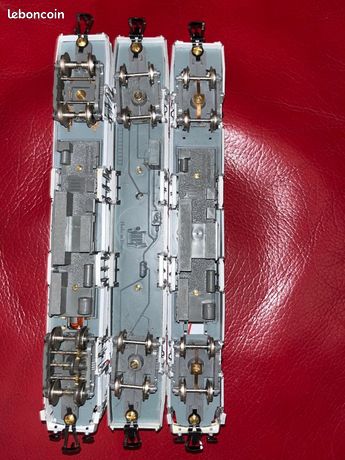 Coffret Jouef 8710 - Rame Budd Banlieue 2 éléments - Locomotive électrique D'occasion Fonctionnelle
