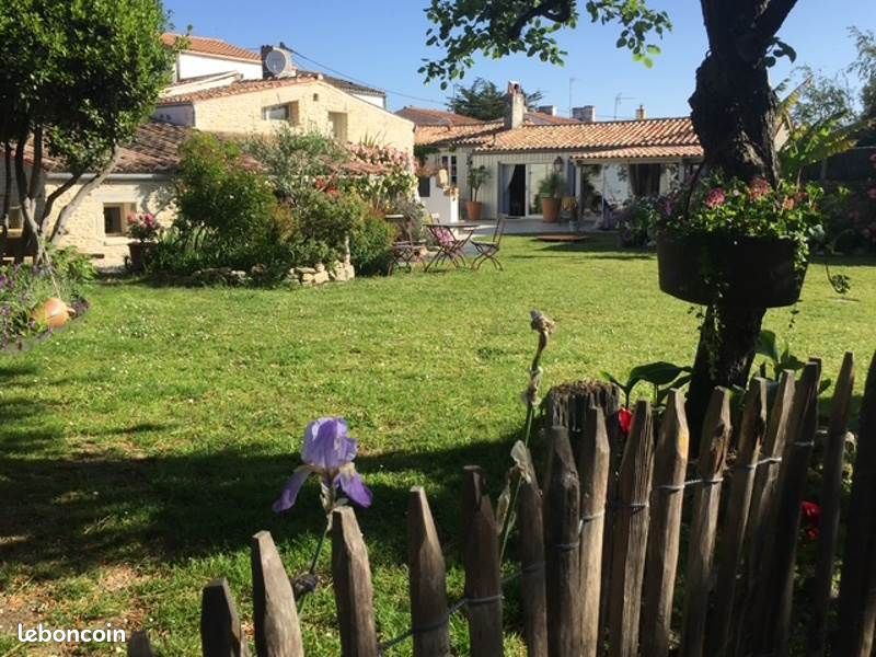 Maison 9 pièces 218 m² · au Château-d'Oléron · 218 m² · 930 240 €
