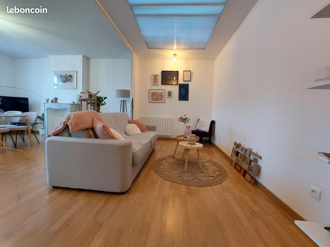 Appartement 2 pièces 64 m² · à Valenciennes · 64 m² · 500 €