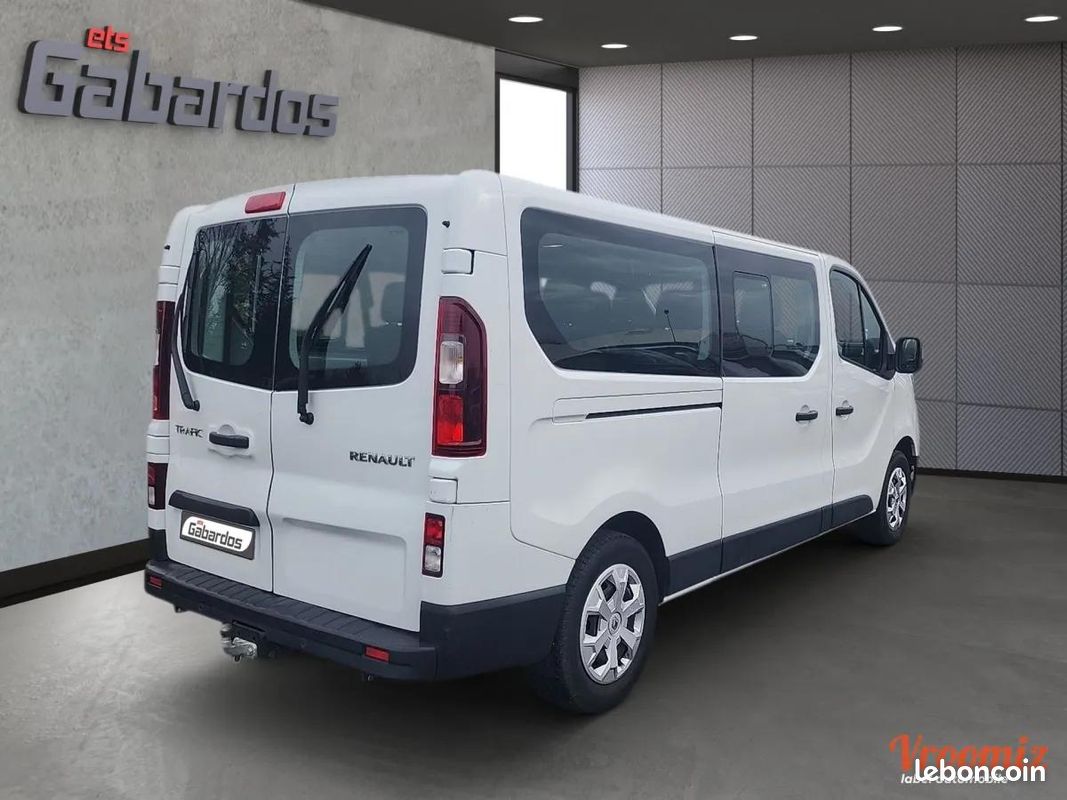 Renault Trafic DCI 150CV L2H1 9 PLACES ZEN + ATTELAGE (image 8)