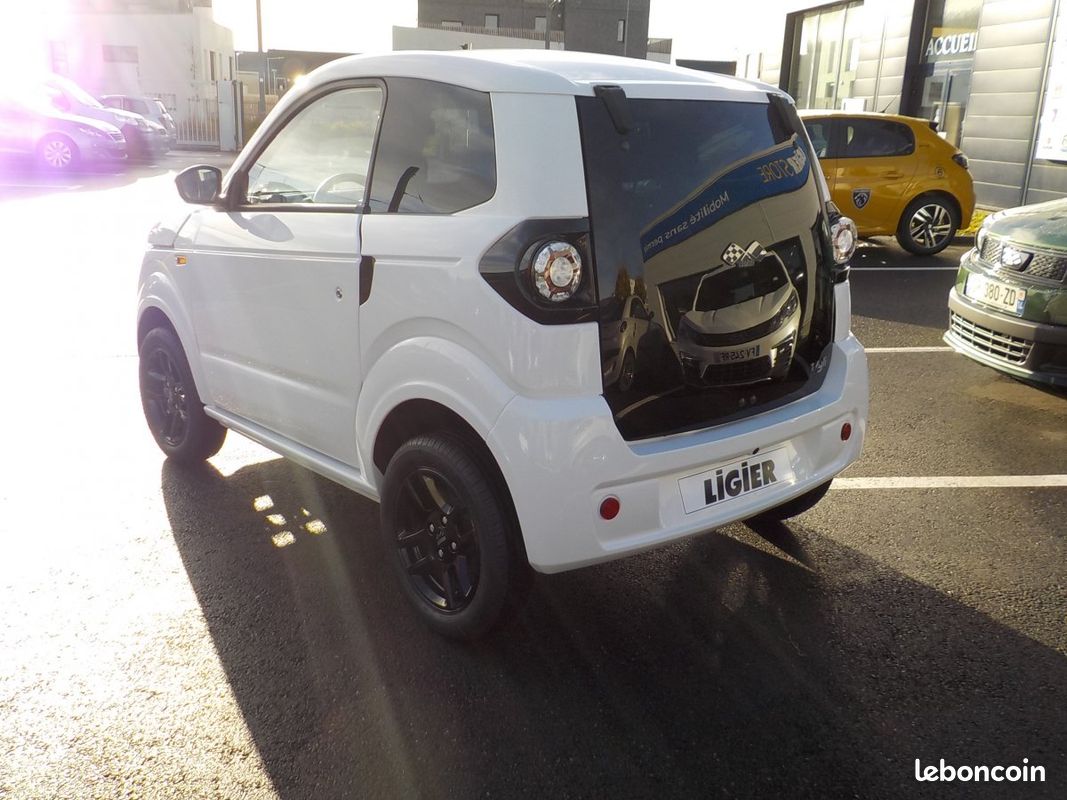 Ligier MYLI MAX ELECTRIQUE B11 AUTONOMIE 156 KMS (image 4)