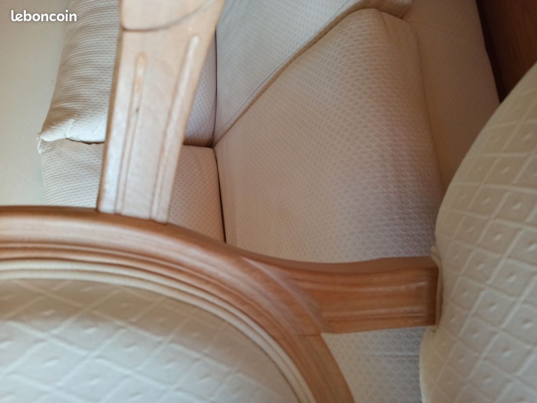 Fauteuil médaillon beige style Louis XVI très bon état - Décoration (image 11)
