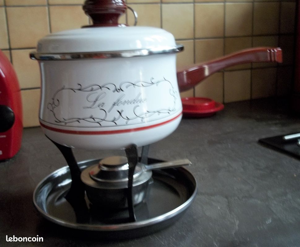 Poêlon pour fondu a 6e des années 70 (image 1)