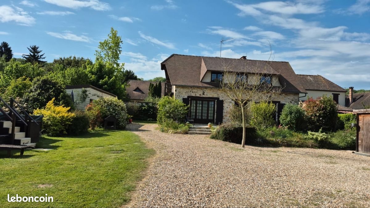 Maison 5 pièces 130 m² · à Saint-Aubin-sur-Gaillon · 130 m² · 329 000 €