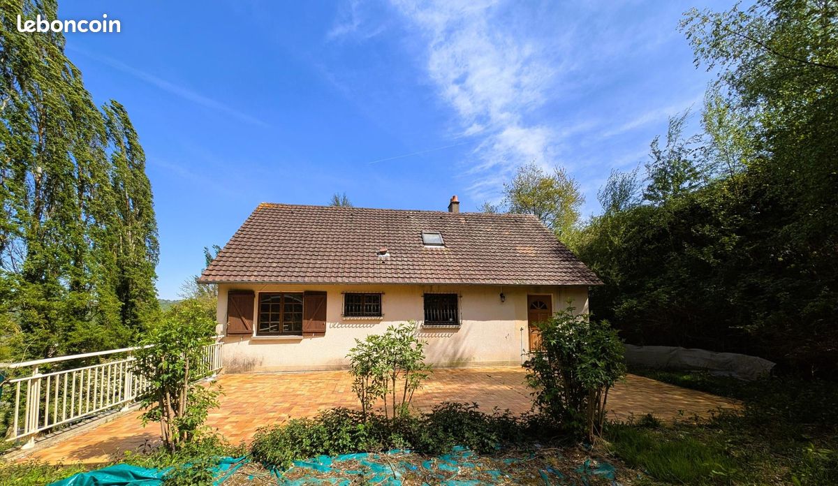 Maison 10 pièces 208 m² · à Perriers-sur-Andelle · 208 m² · 199 000 €