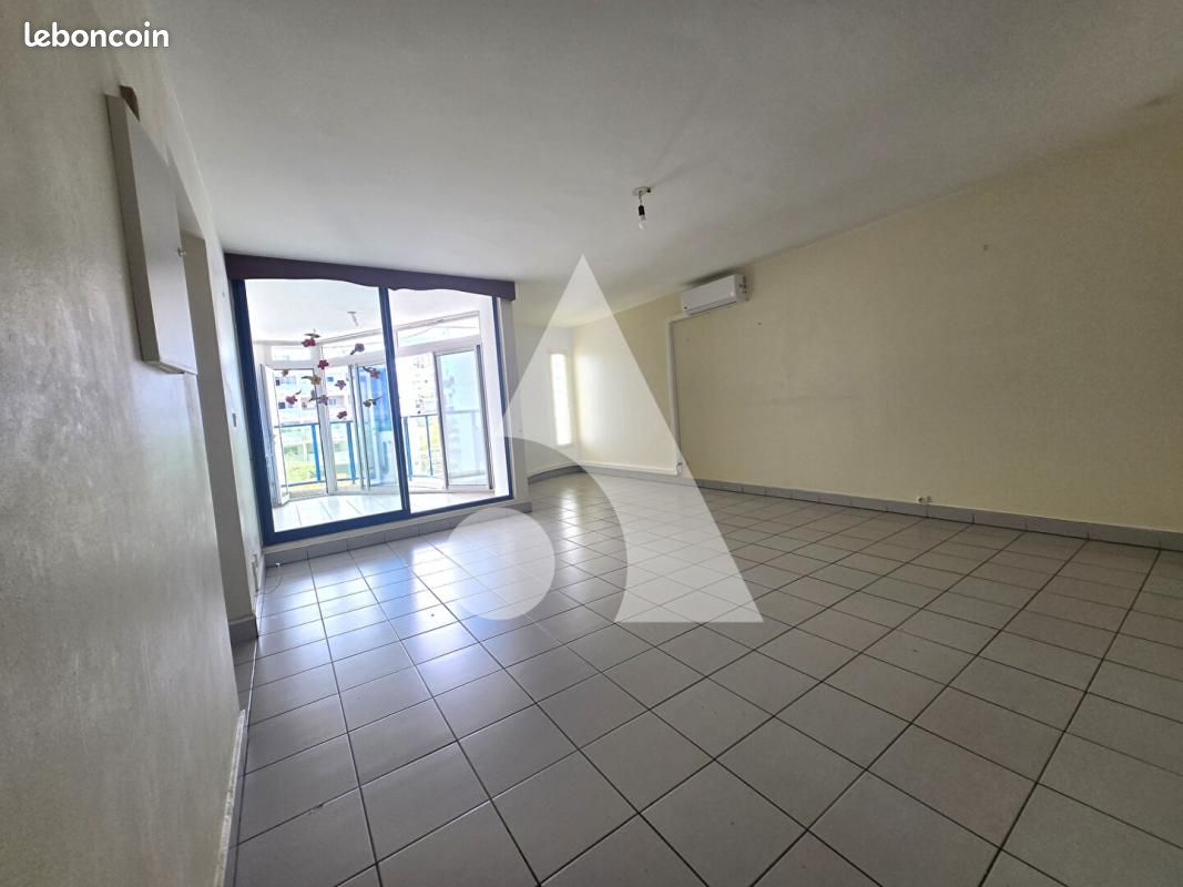 Appartement 3 pièces 74 m² · à Saint-Denis · 74 m² · 175 000 €