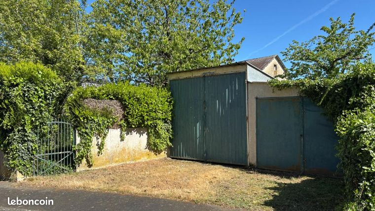 Terrain 327 m² Manthelan