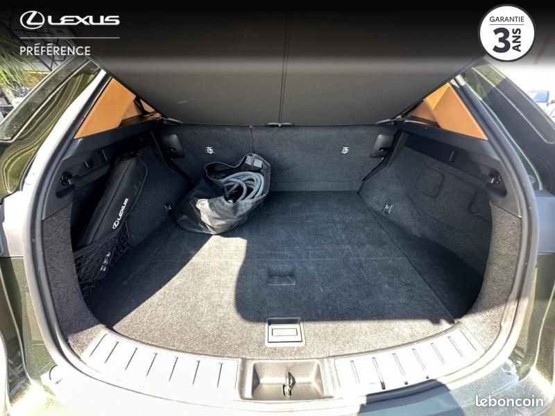 Lexus NX 450h+ Executive 4WD (image 17)