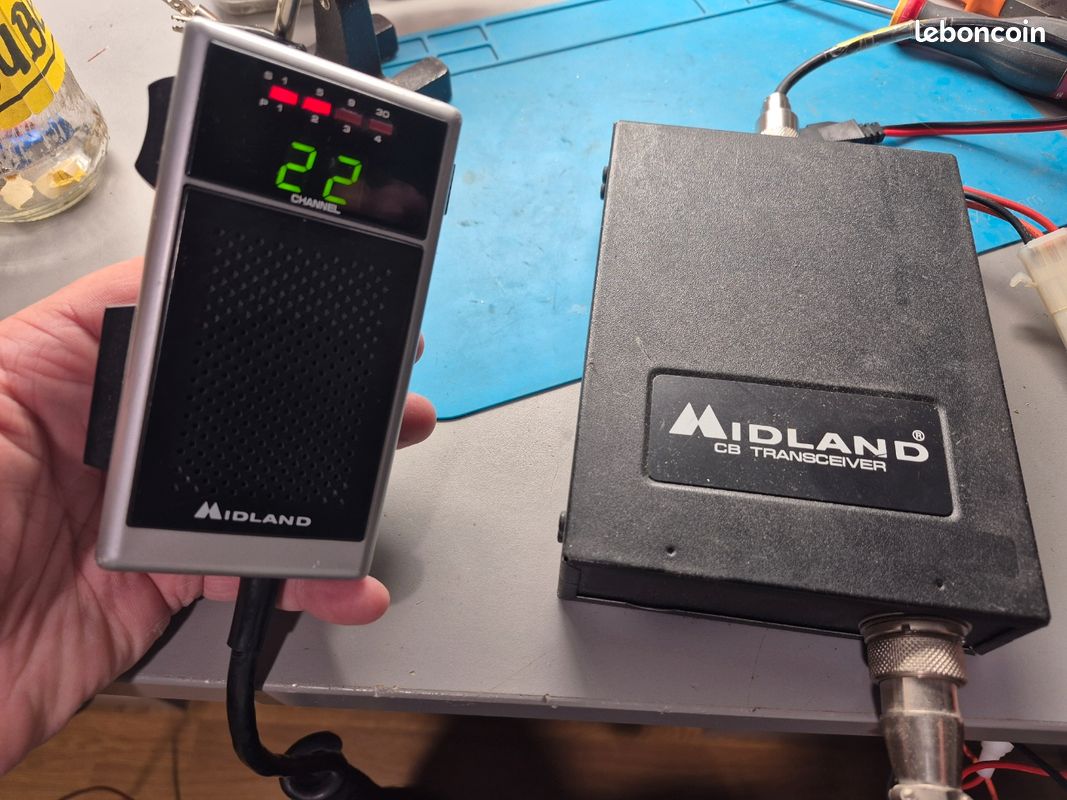 Radio CB Portable Mini Pocket Euro CB - 40 Canaux - Neuf Sous Blister - Pour Communications Courtes Portées