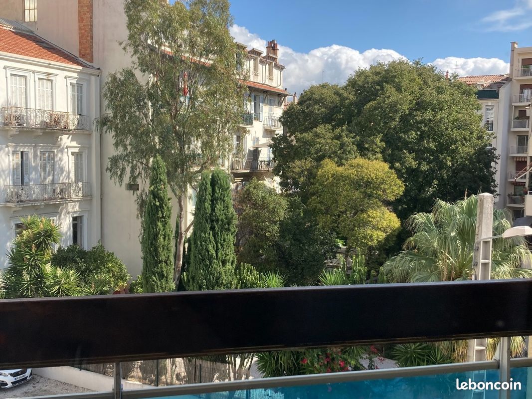 Appartement 1 pièce 35 m² · à Hyères · 35 m² · 147 000 €