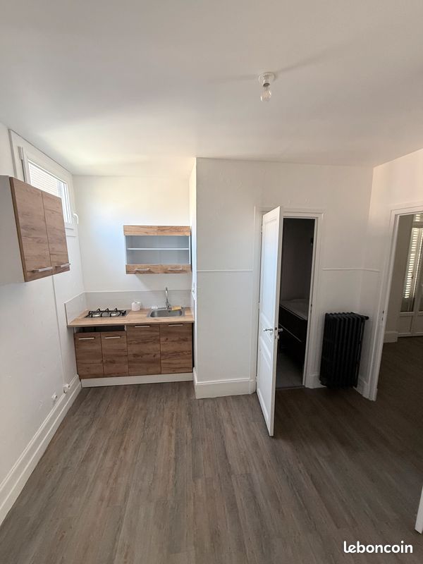 Appartement 1 pièce 25 m² · à Châtel-Guyon · 25 m² · 425 €