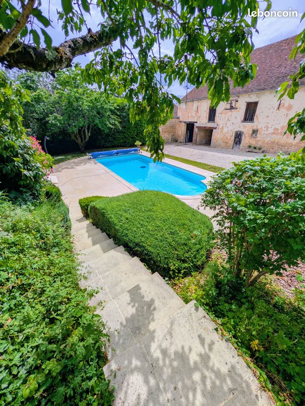 Maison 6 pièces 230 m² · à Vendeuvre-sur-Barse · 230 m² · 385 000 €