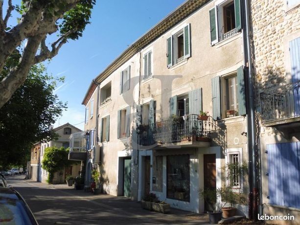 Maison de village 7 pièces 225 m²