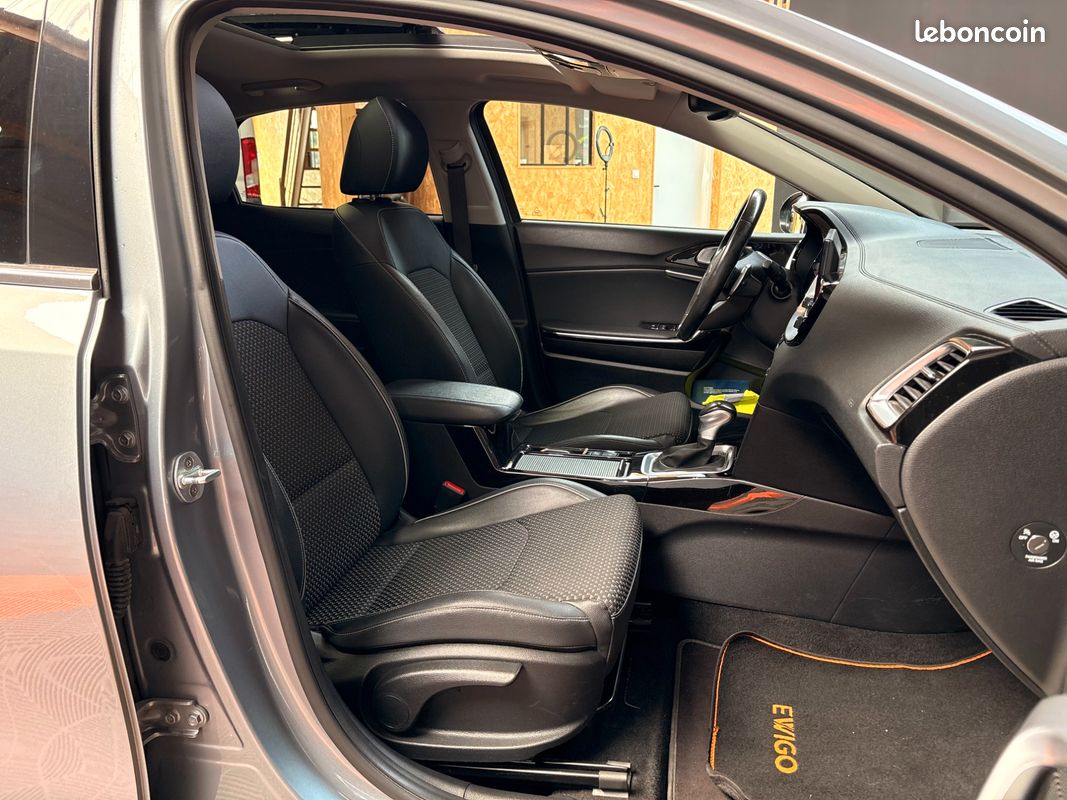 KIA XCEED 1.4 T-GDI 140 LAUNCH EDITION DCT BVA - ATTELAGE - ENTRETIEN COMPLET KIa (image 6)
