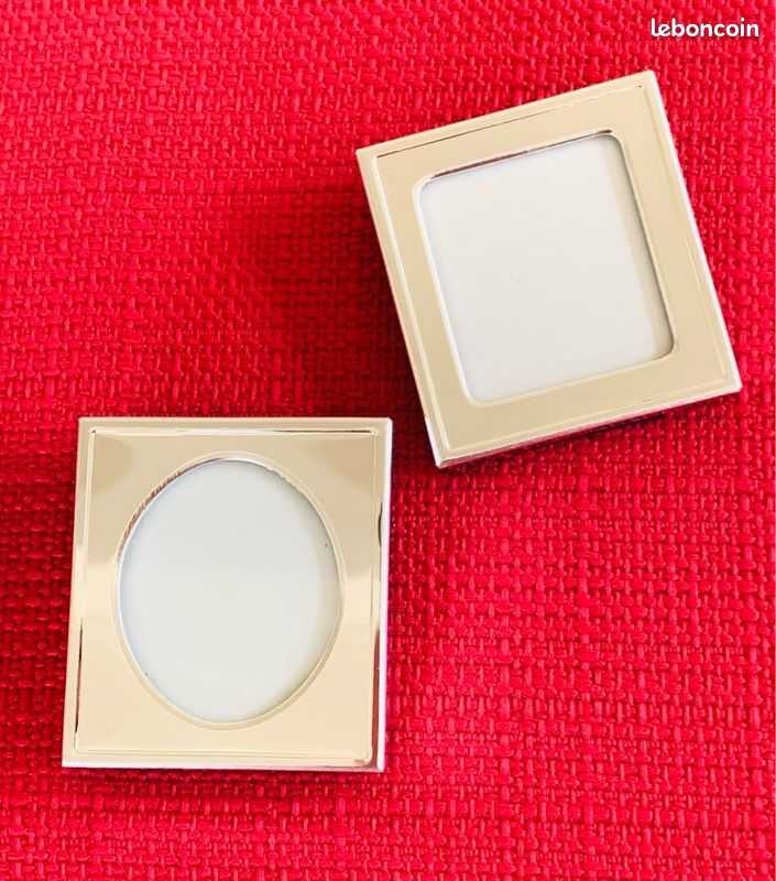 Ensemble 2 mini cadres gris, plastique et verre (image 1)