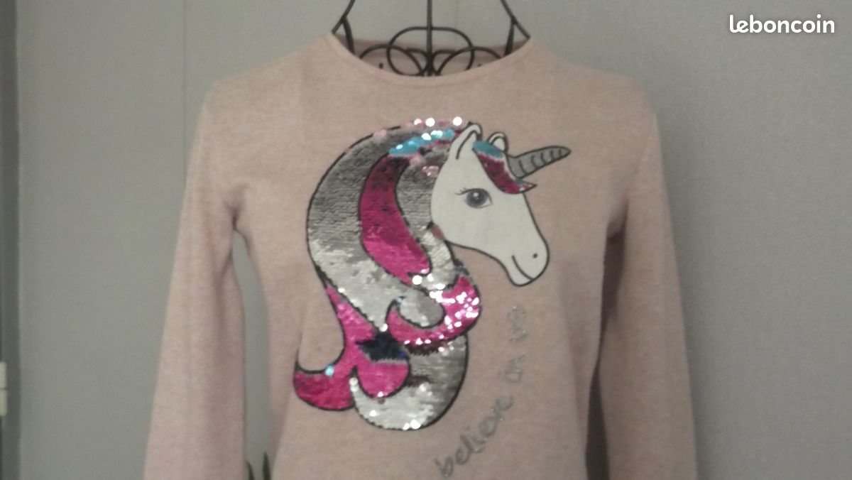 Pull rose Licorne en paillettes (Therc hère ) (image 2)