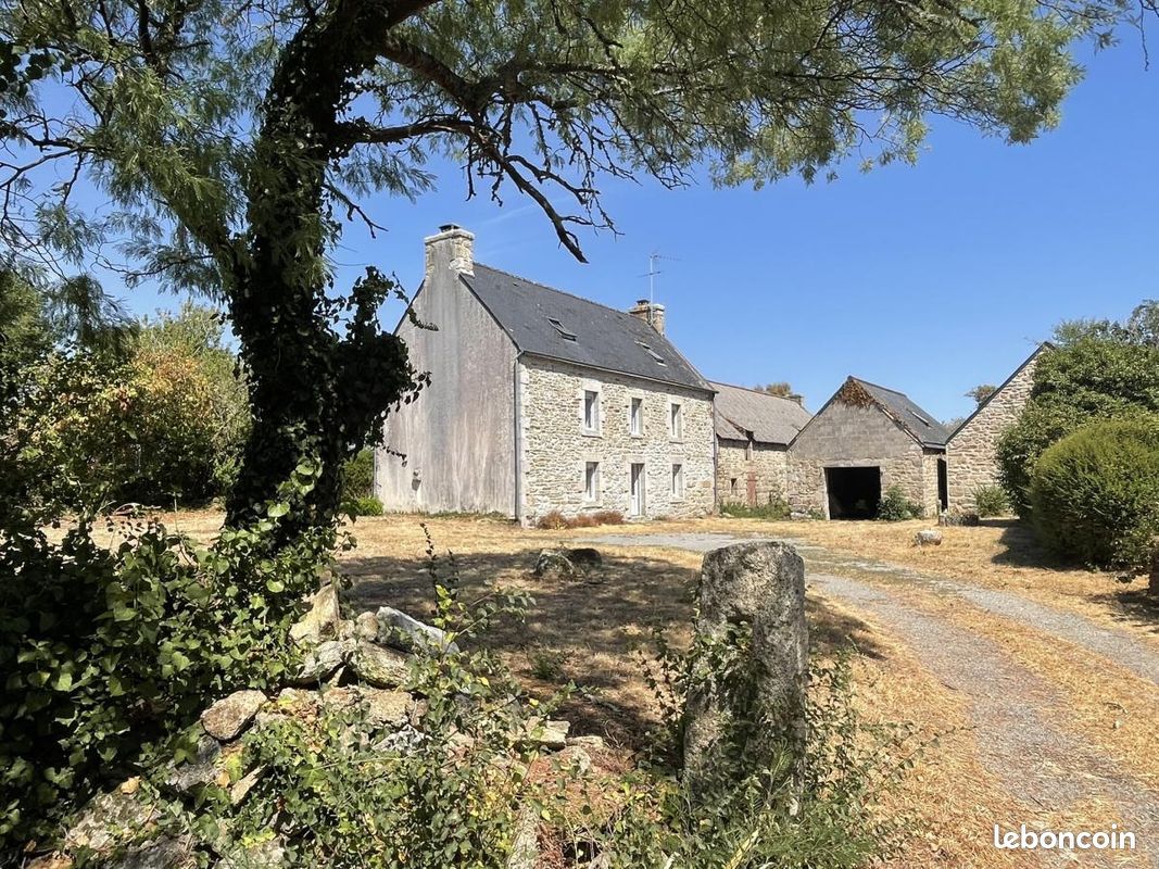 Maison 8 pièces 135 m² · à Névez · 135 m² · 333 440 €