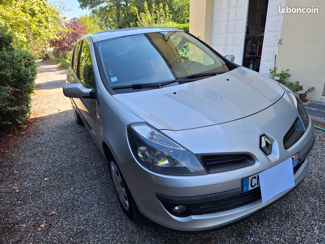 Renault clio rip curl 2008 (image 2)