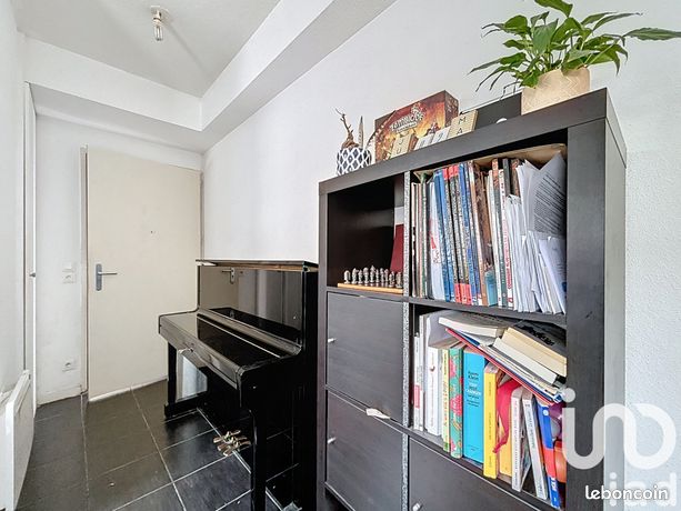 Studio 1 pièce 25 m²