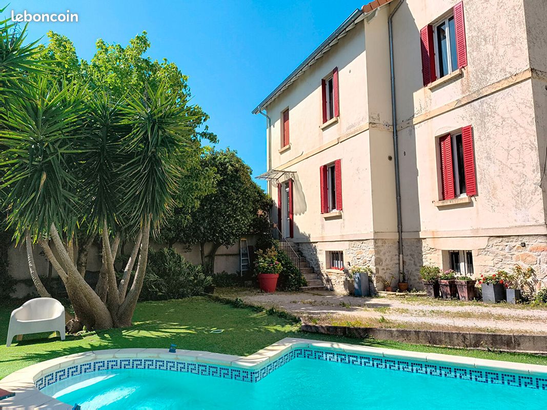 Maison 6 pièces 170 m² · à Villeneuve-lès-Avignon · 170 m² · 499 000 €