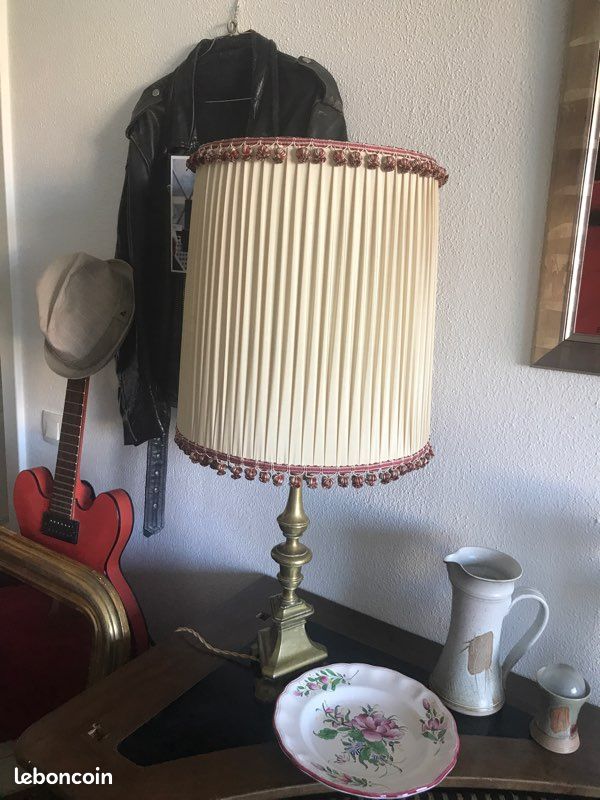 Lampe en bronze (image 2)
