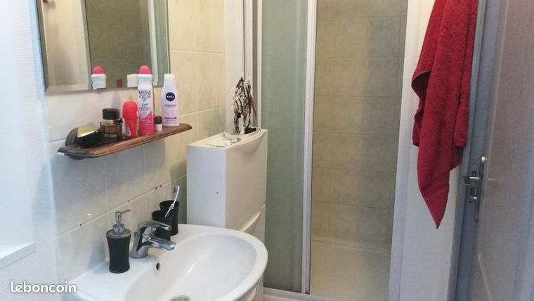 Beau T2 de 44 m² à proximité du théâtre Sébastopol — 8