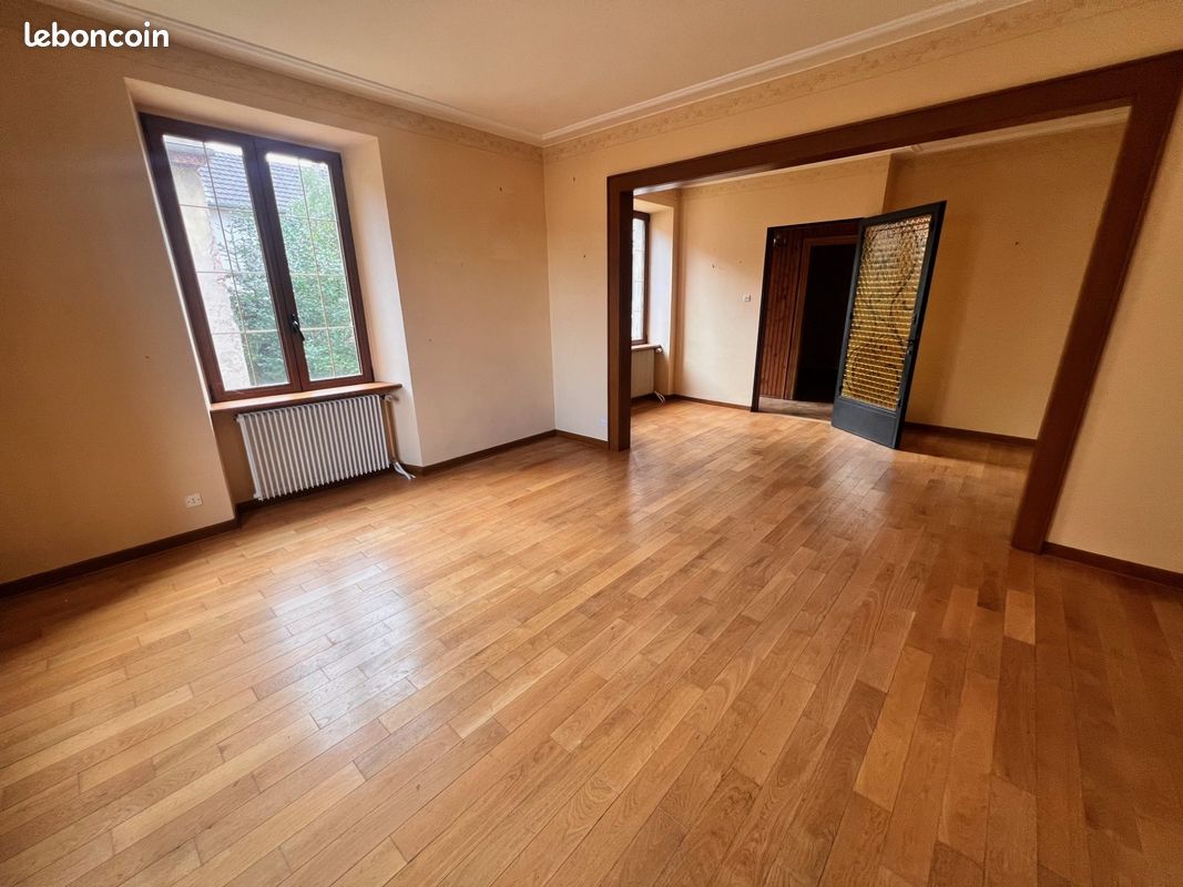 Appartement 5 pièces 120 m² · à Châtenois · 120 m² · 143 000 €