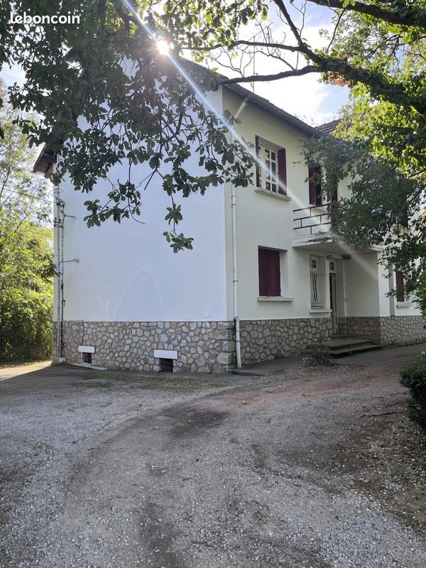 Maison 6 pièces 160 m² · à Verdalle · 160 m² · 182 000 €