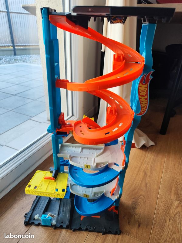 Garage hot wheels (image 2)