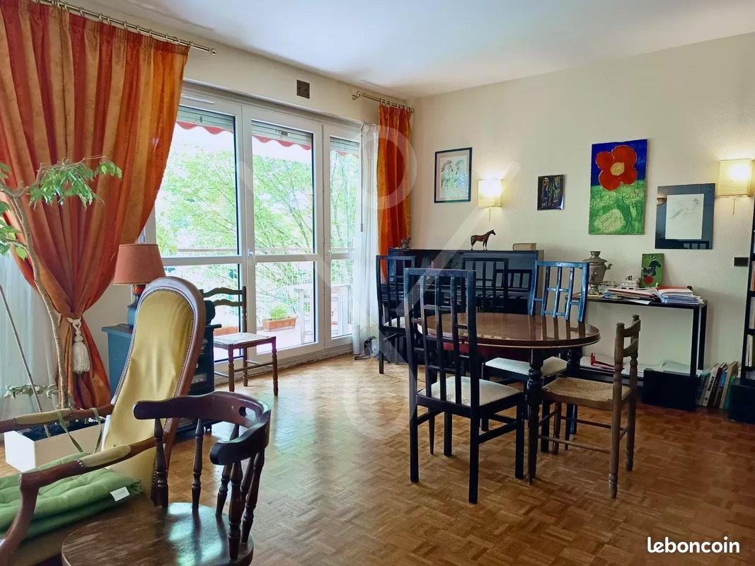 Appartement 4 pièces 96 m² · à Maisons-Laffitte · 96 m² · 330 000 €