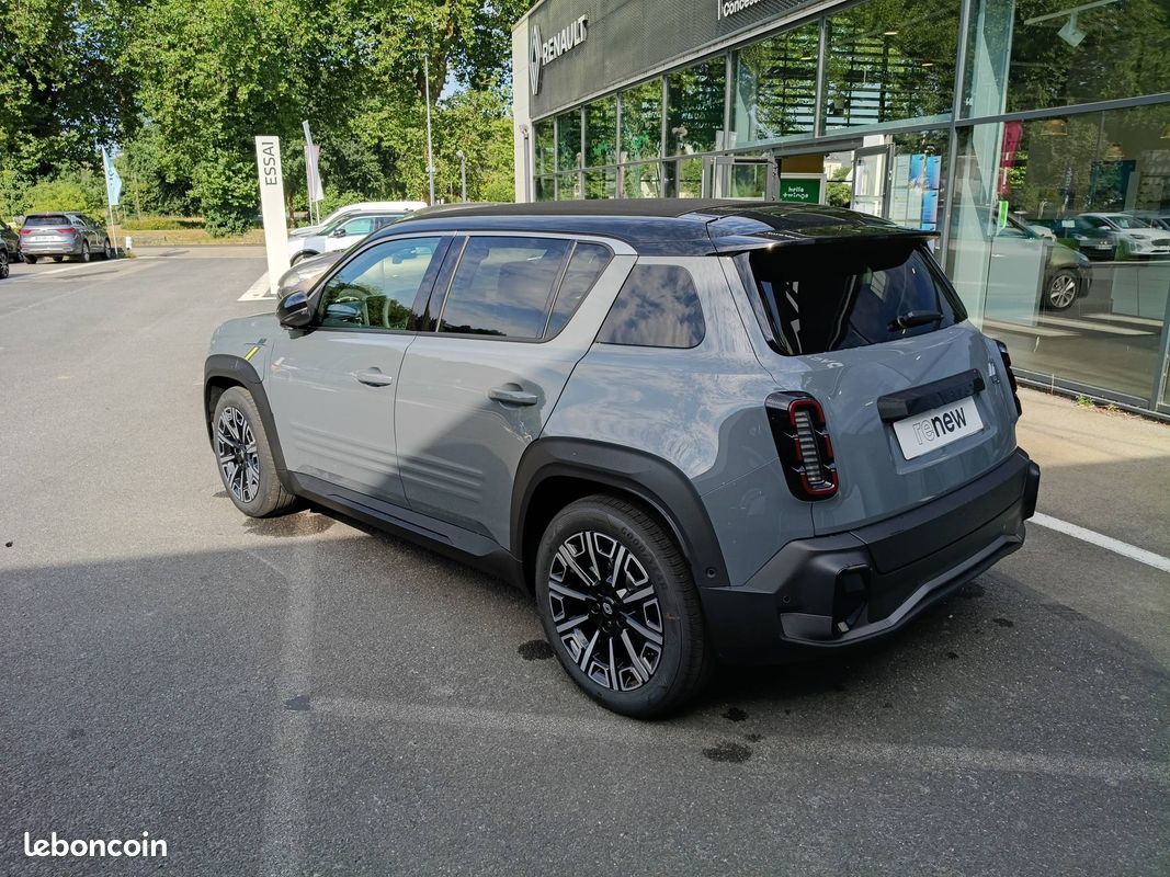 RENAULT Renault 4 E-Tech Electrique 150 ch autonomie confort Iconic plein sud® (image 3)