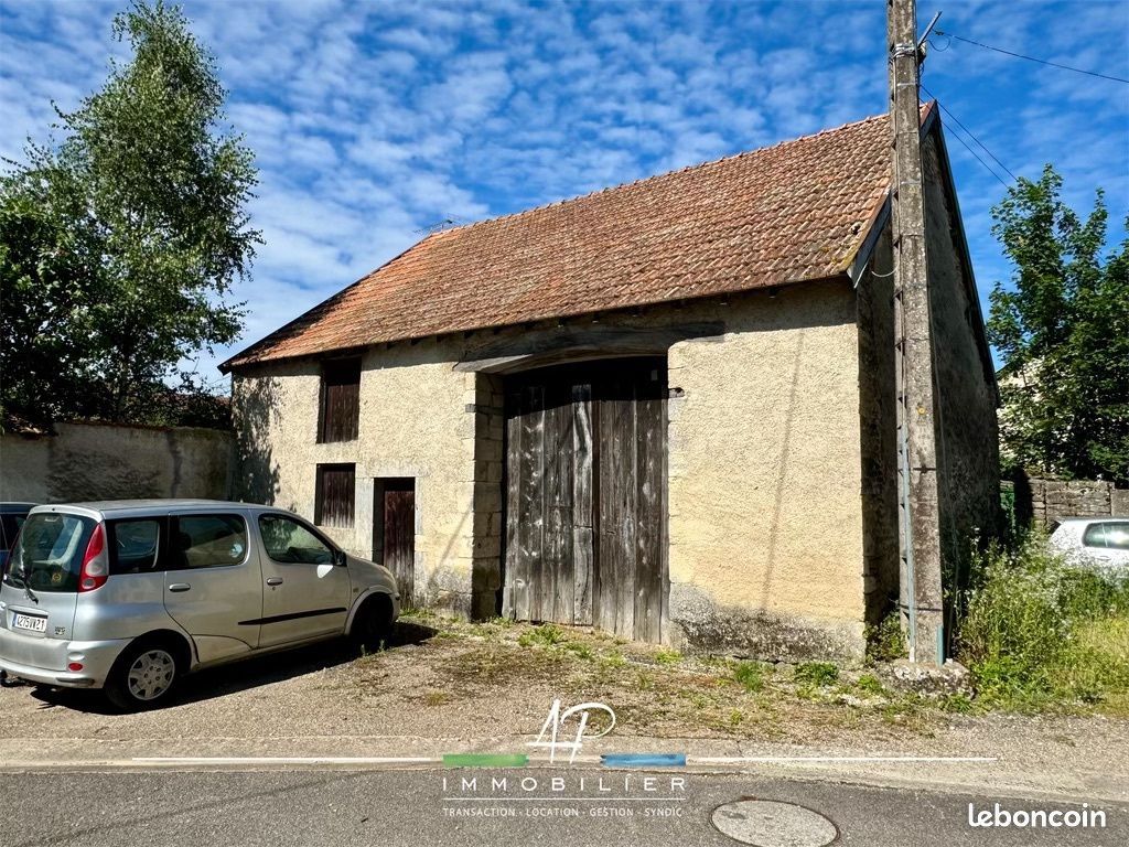 Maison 1 pièce 100 m² · à Til-Châtel · 100 m² · 52 000 €