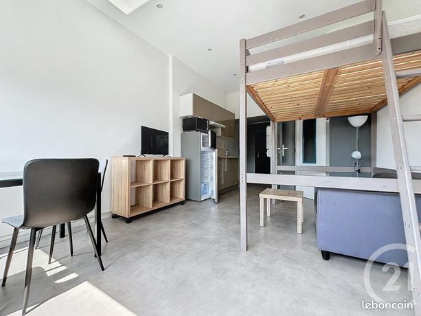 Studio 1 pièce 23 m²