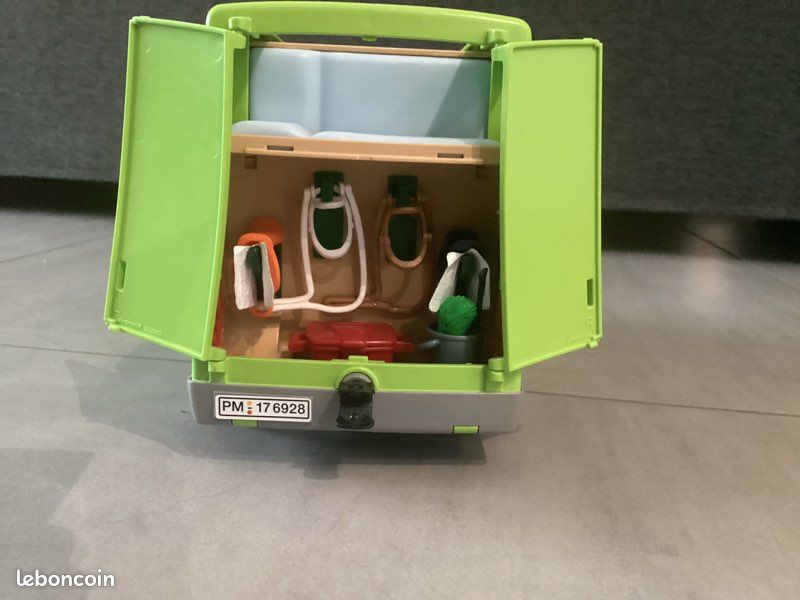 Playmobil 6928 Van avec cheval et cavalier (image 3)