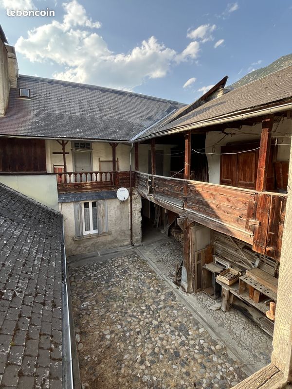 Maison 3 pièces 100 m² · à Campan · 100 m² · 95 000 €