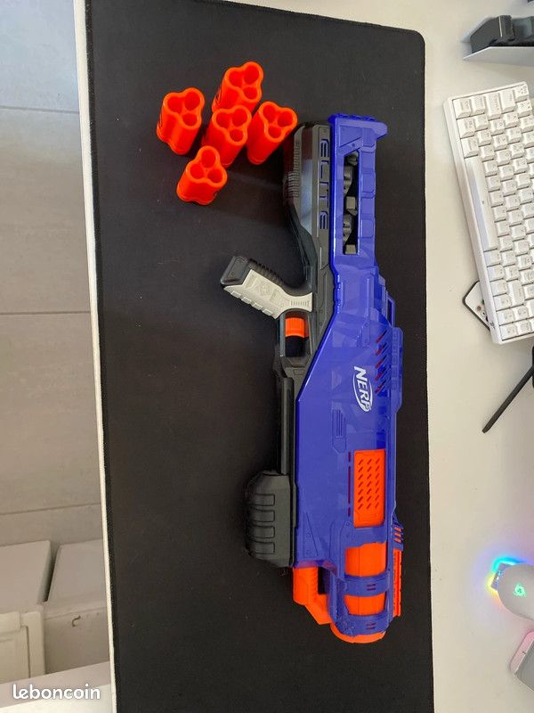Lot 2 Pistolets NERF (image 2)