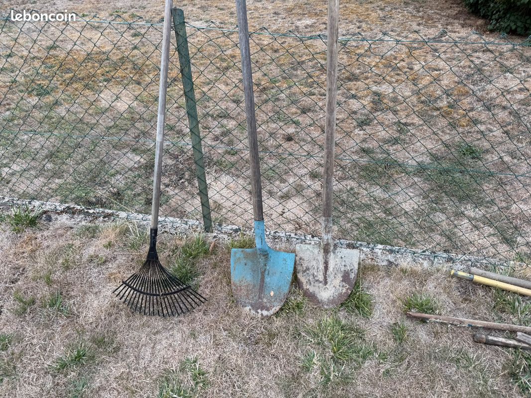 Lots de pelles et rateau (image 1)