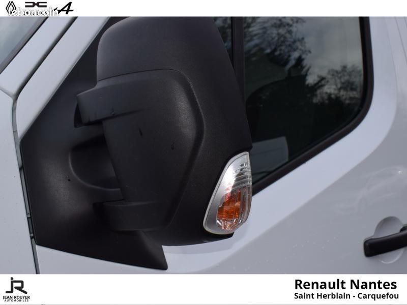 Renault Master Fg F3500 L2H2 2.3 Blue dCi 135ch Confort - 21490 HT (image 20)