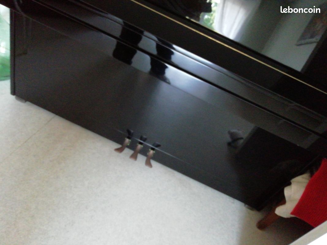 Urgent piano état neuf (image 2)